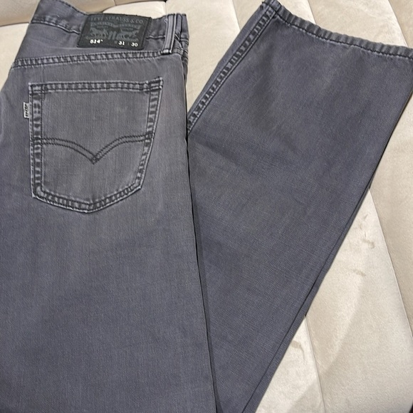 NWOT Levies 514 - Picture 1 of 14